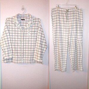 Earth Angels Fleece Pajamas Size 3X Top & Pants Satin Trim 2 Piece Cozy NWT